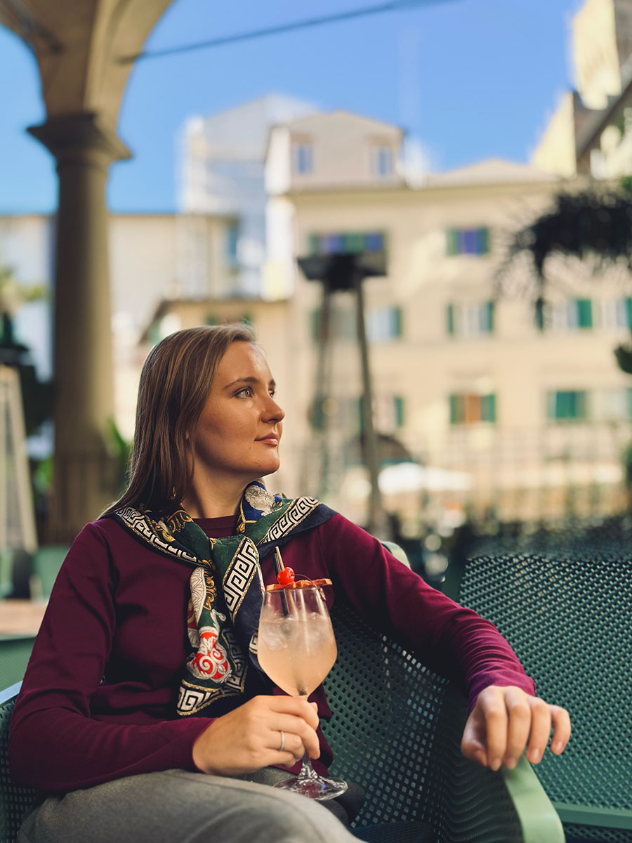 Daria — botanical watercolour artist